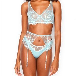 Embroidered Garter Belt Very Sexy